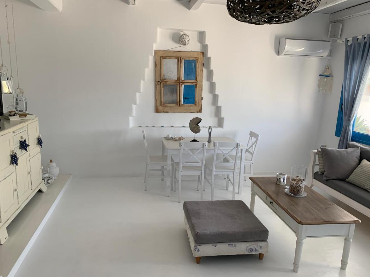Blue Sea Villa & Apartments Makrýgialos 外观 照片