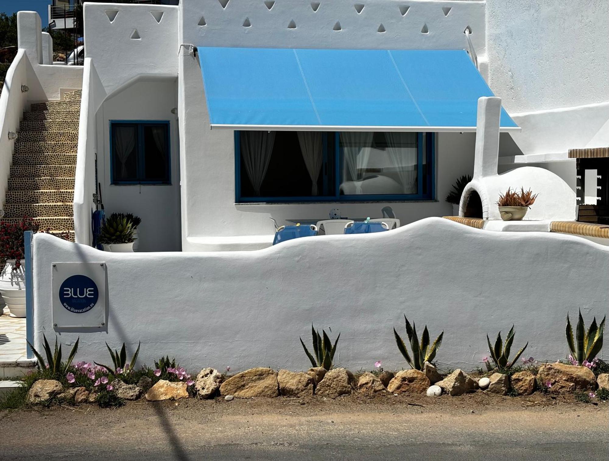 Blue Sea Villa & Apartments Makrýgialos 外观 照片